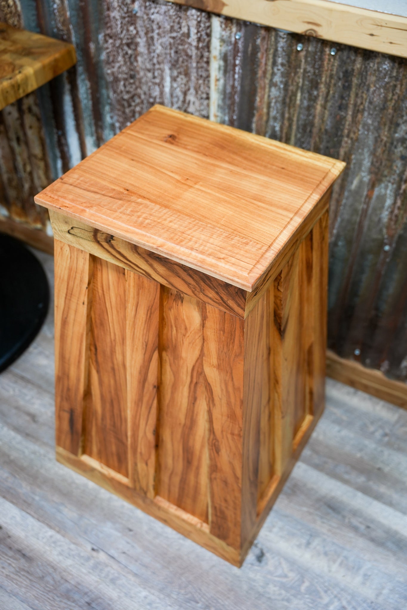 Pecan Taxidermy Base | Square