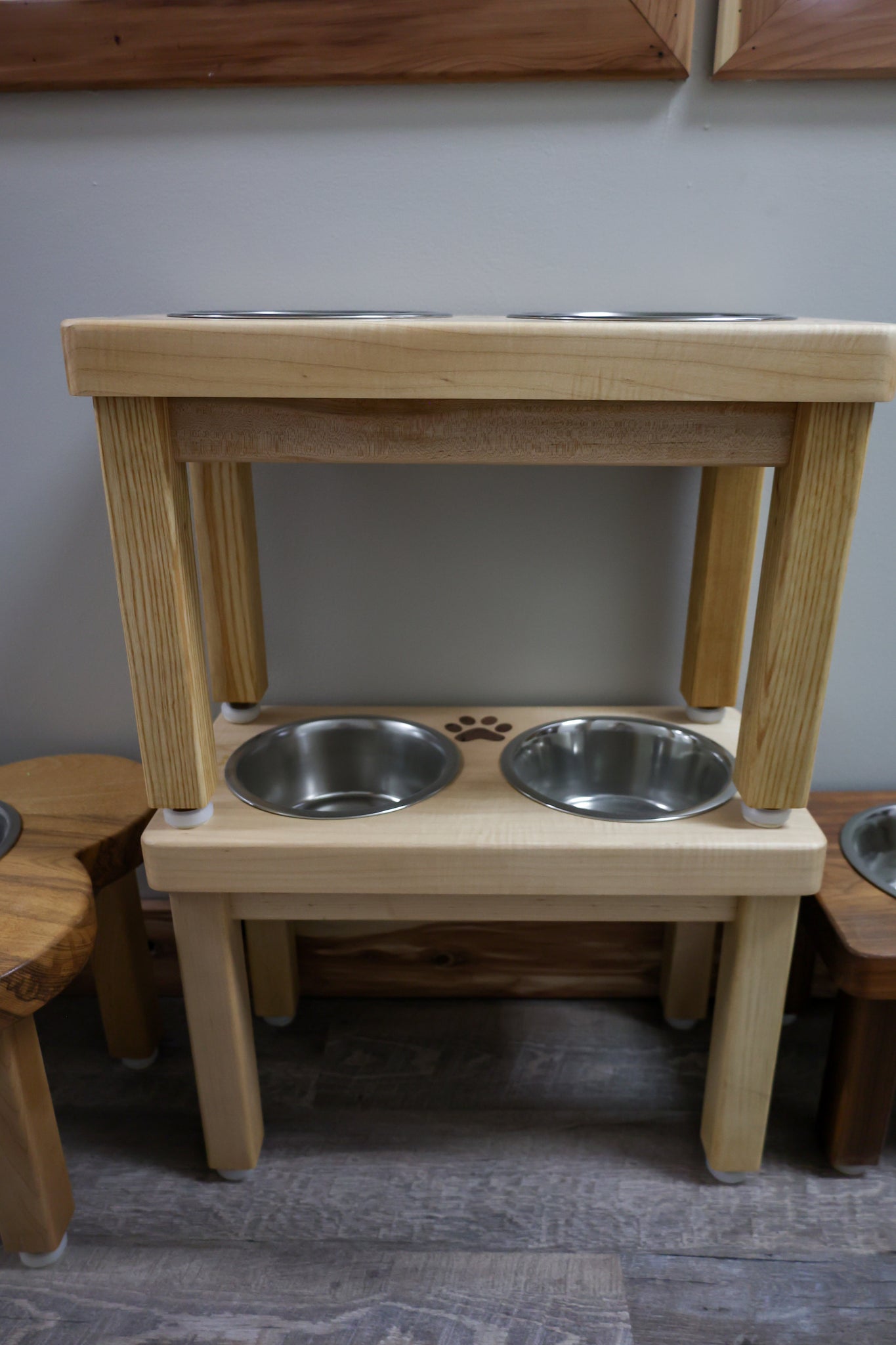 Maple Dog Feeding Station