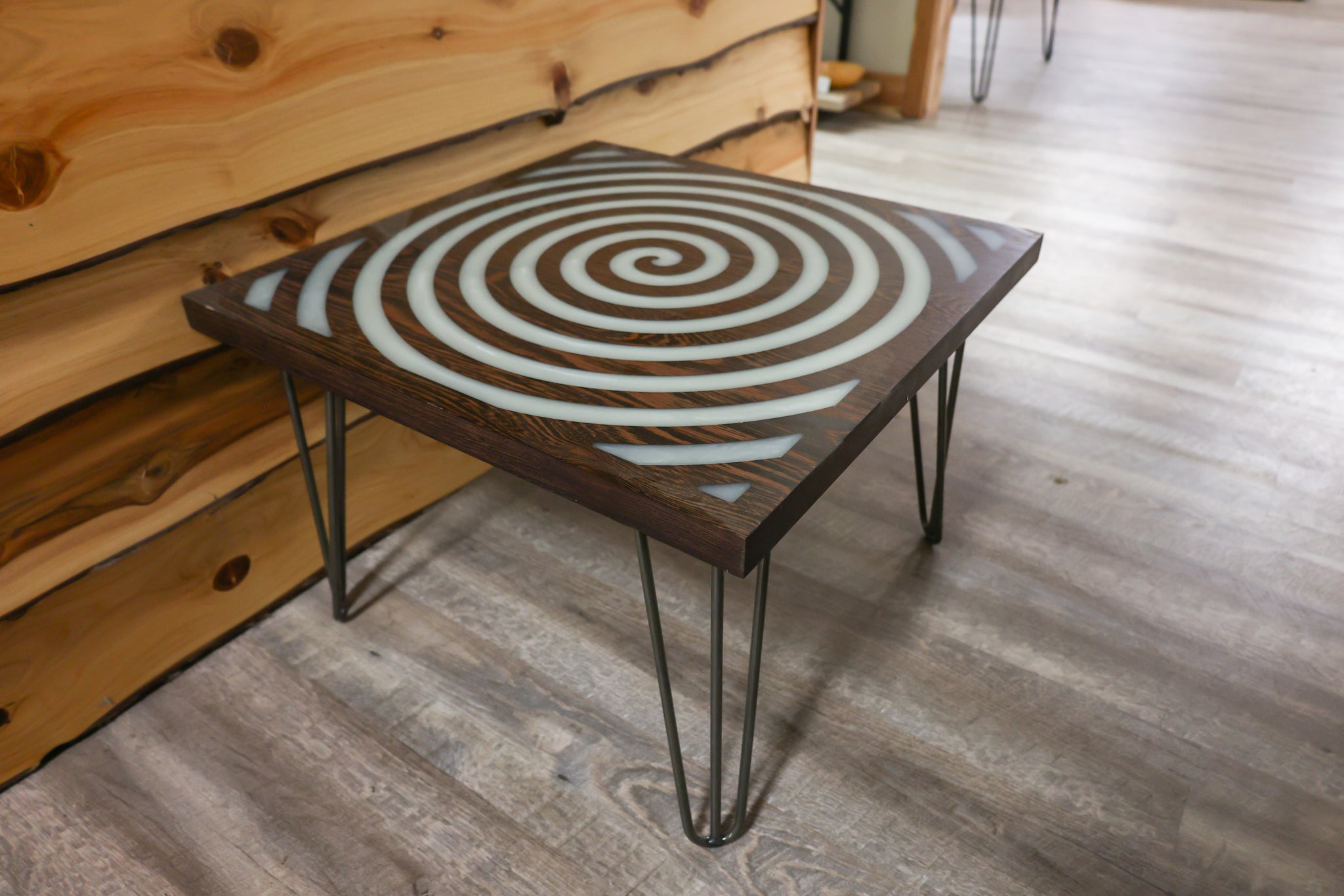 Paduch Spiral Table with Black Hair Pin Legs - #93